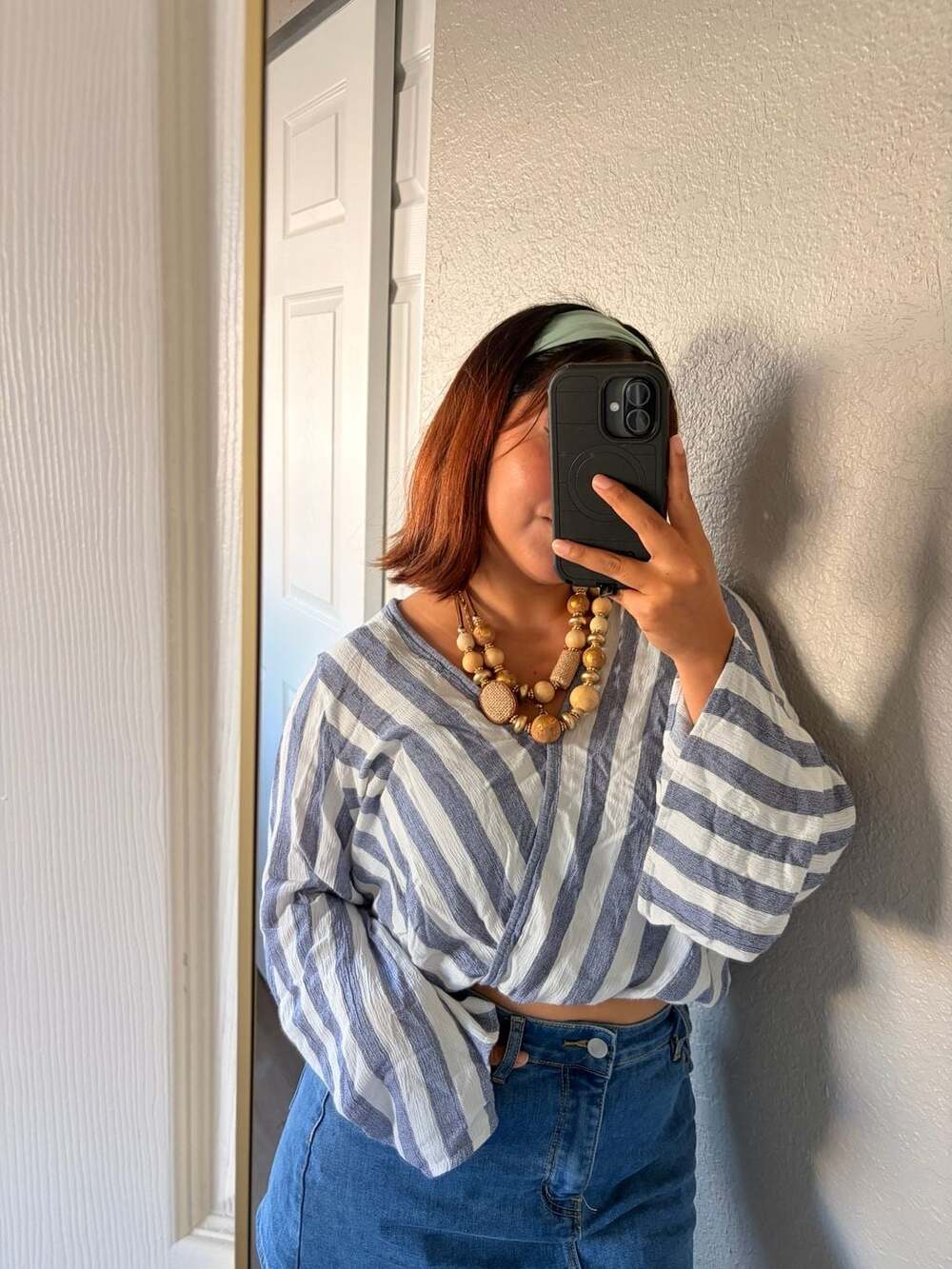 Sadie & Sage Striped Crop Blouse Size L Blue White